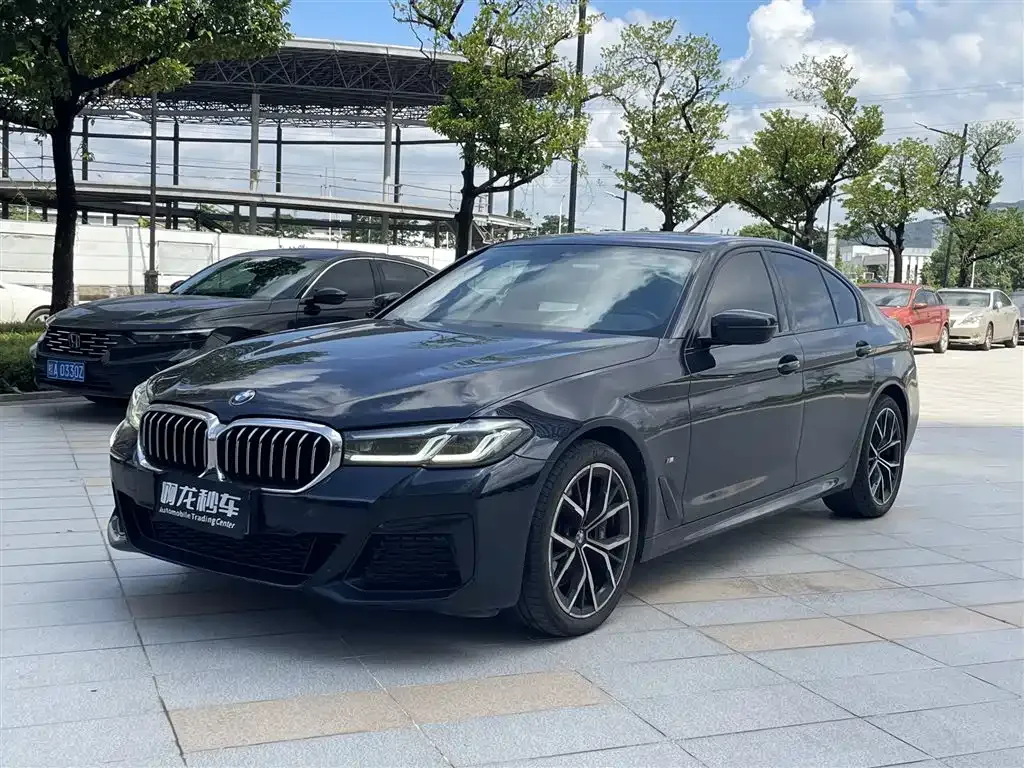 BMW 5 Series (Import) — фото 1