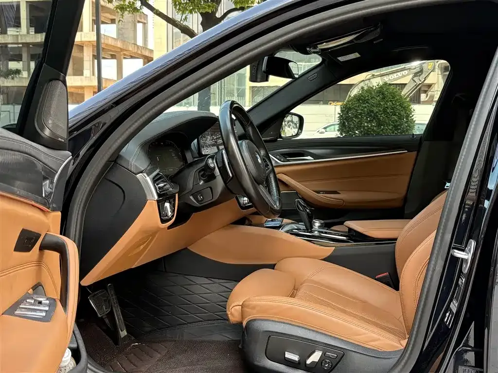 BMW 5 Series (Import) — фото 8
