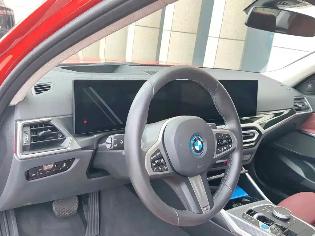 BMW i3 — фото 3