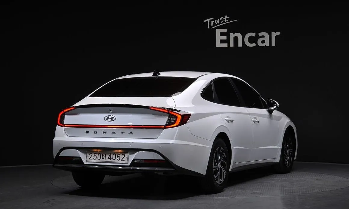 Hyundai Sonata — фото 4