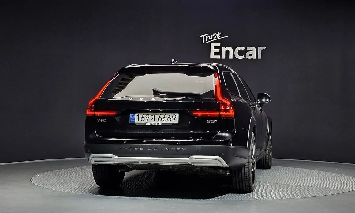 Volvo V90 — фото 3