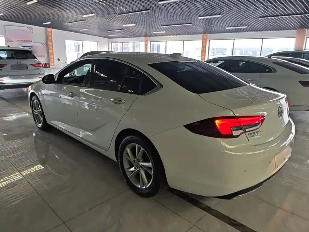 Buick Regal — фото 3