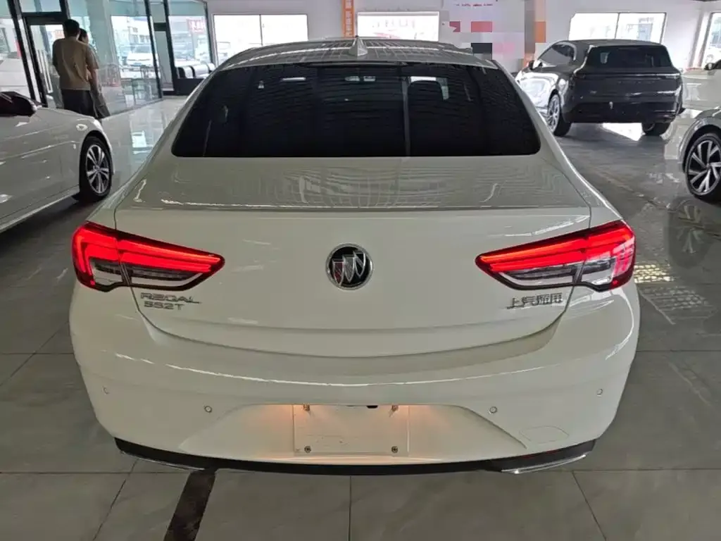 Buick Regal — фото 6