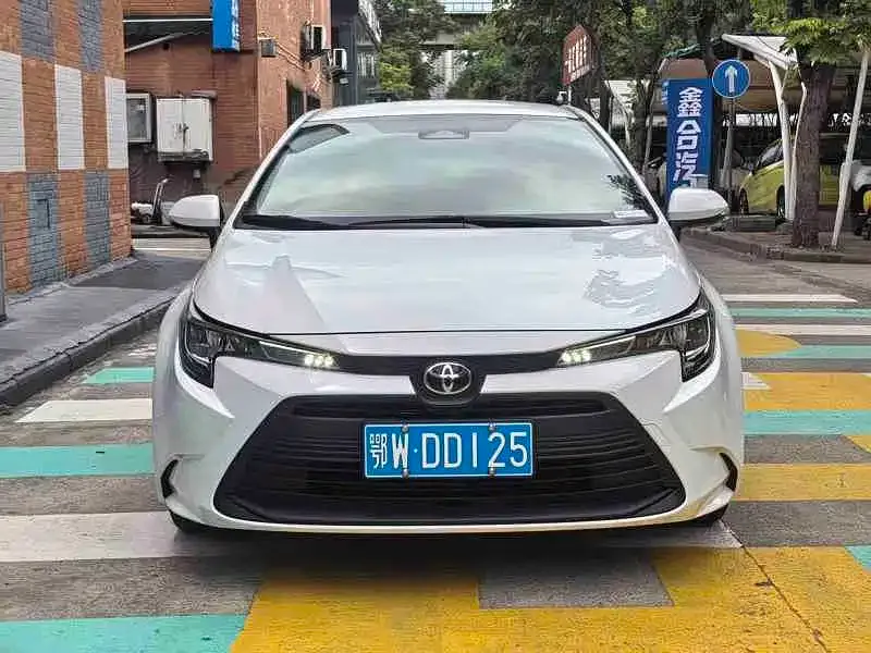Toyota Levin — фото 1
