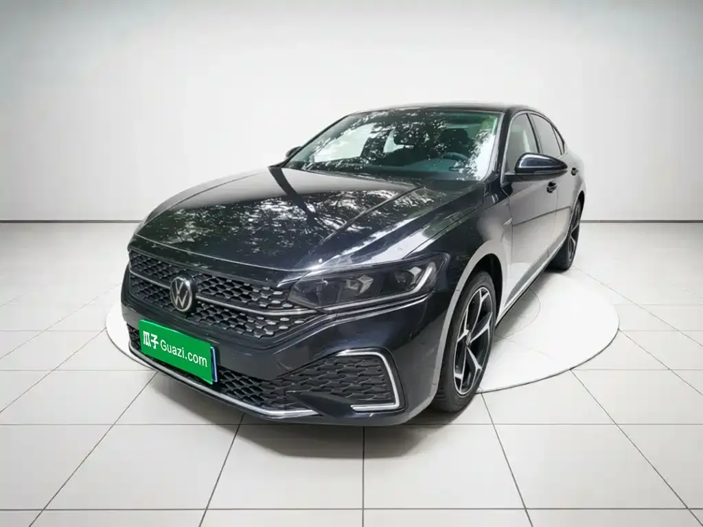 Volkswagen Passat — фото 3