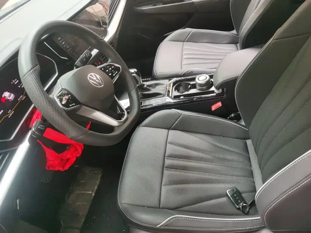 Volkswagen Passat — фото 10