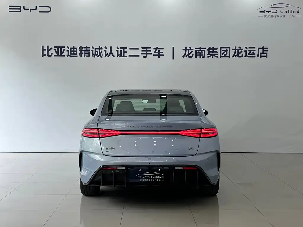 BYD Seal — фото 3