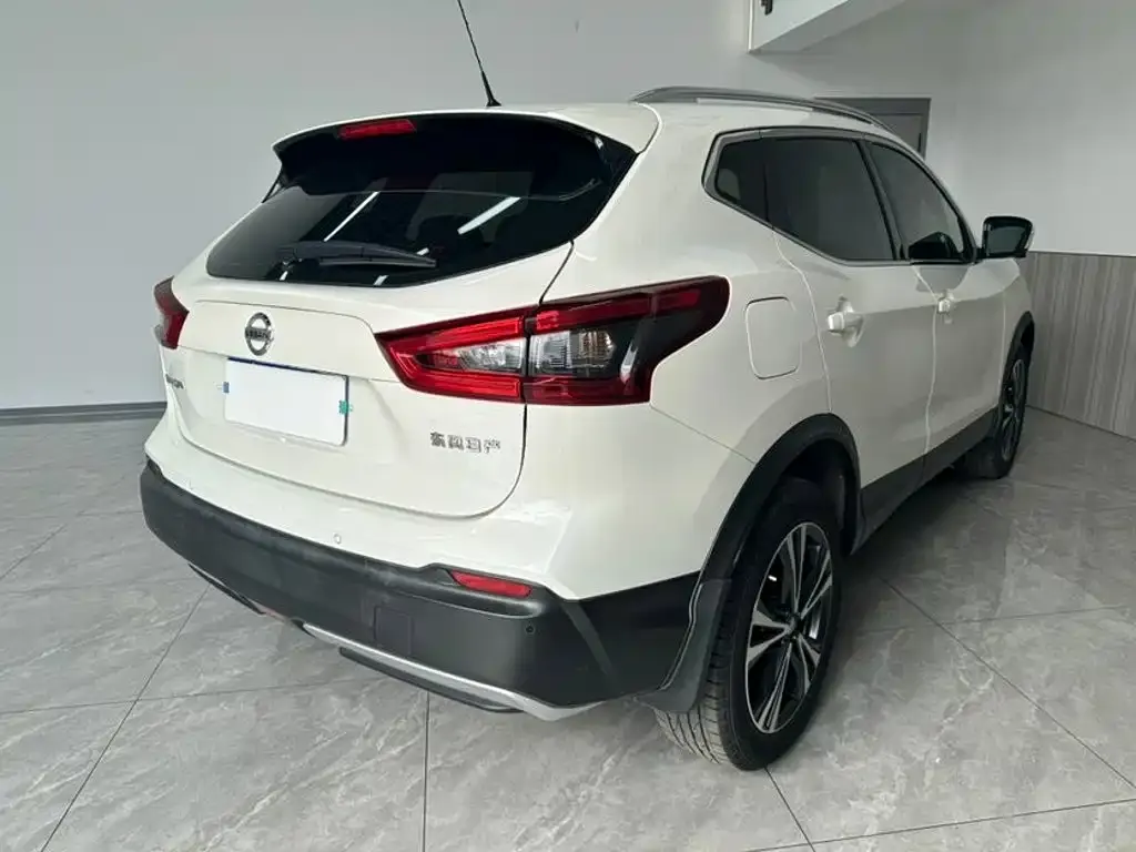 Nissan Qashqai — фото 3