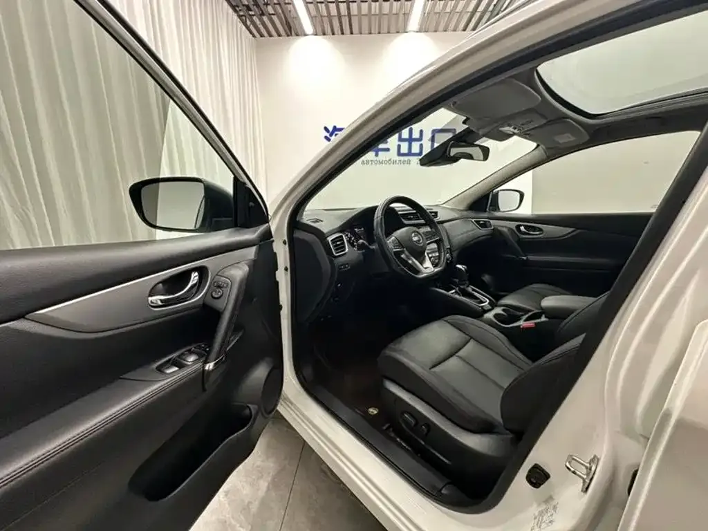 Nissan Qashqai — фото 9