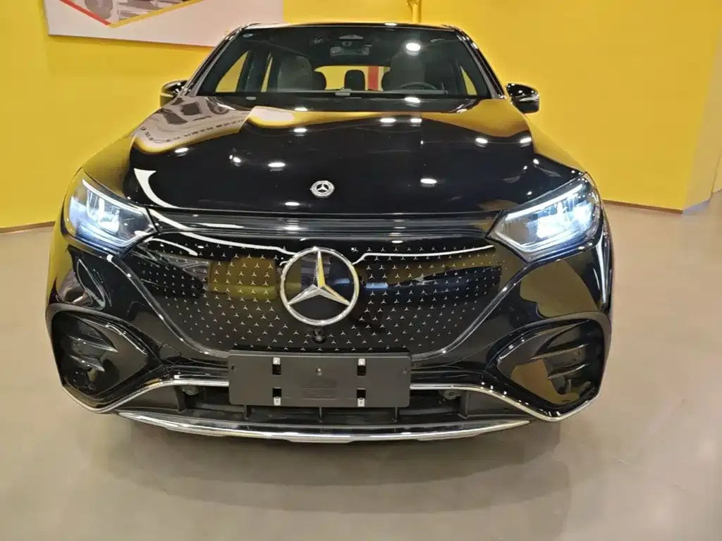 Mercedes-Benz EQE SUV — фото 10