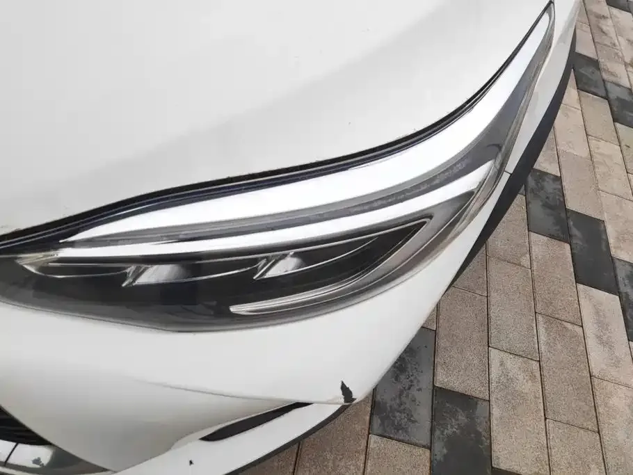 Toyota Yaris L — фото 3