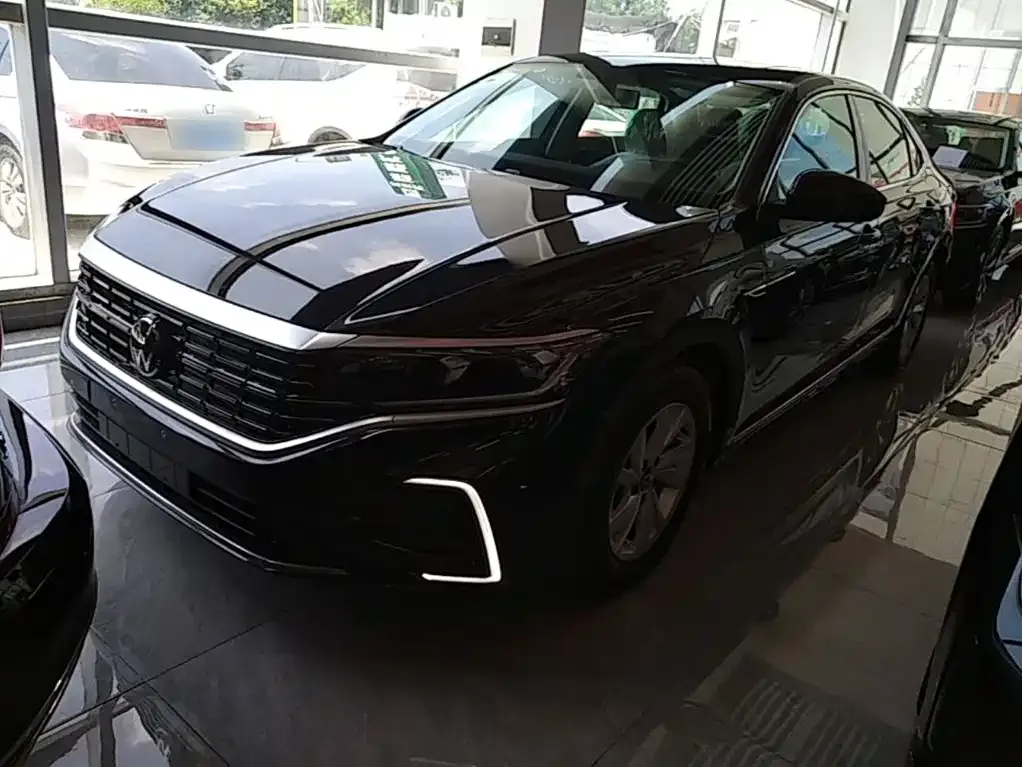 Volkswagen 帕萨特插电混动 — фото 4