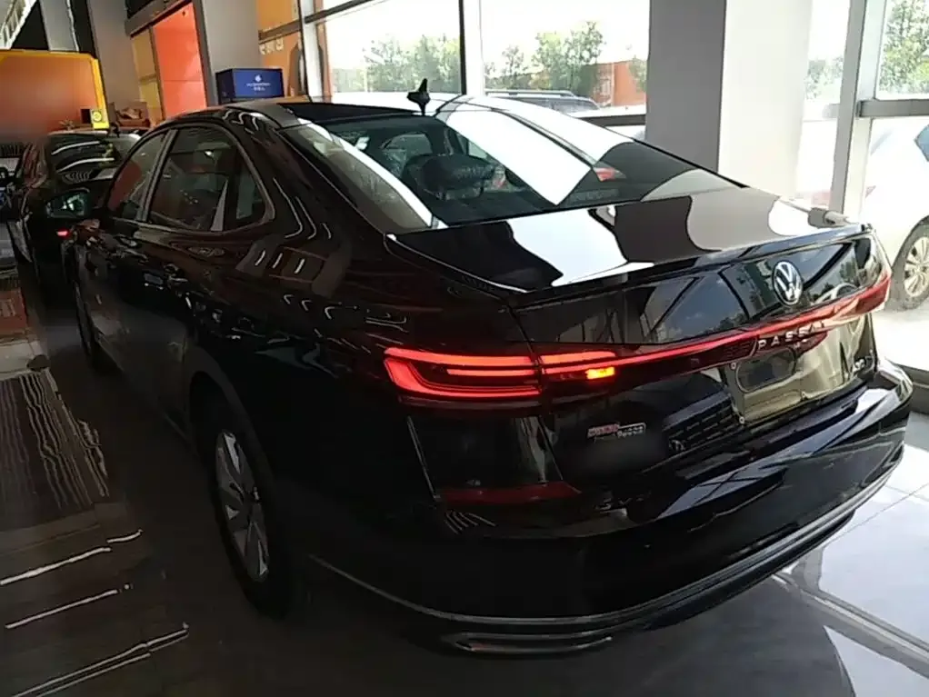 Volkswagen 帕萨特插电混动 — фото 6