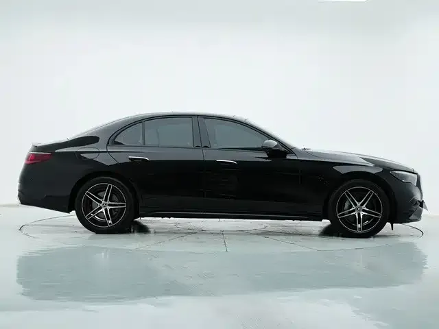 Mercedes-Benz E-Class (Import) — фото 5