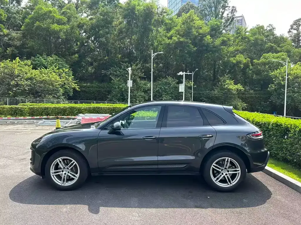 Porsche Macan — фото 9