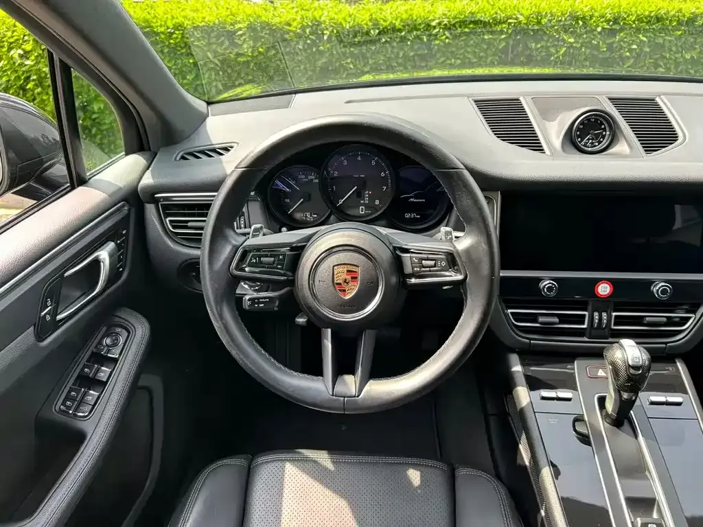 Porsche Macan — фото 4
