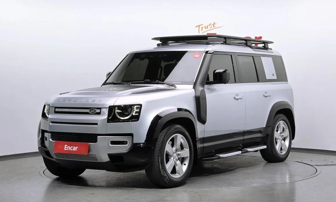 Land Rover Defender — фото 1