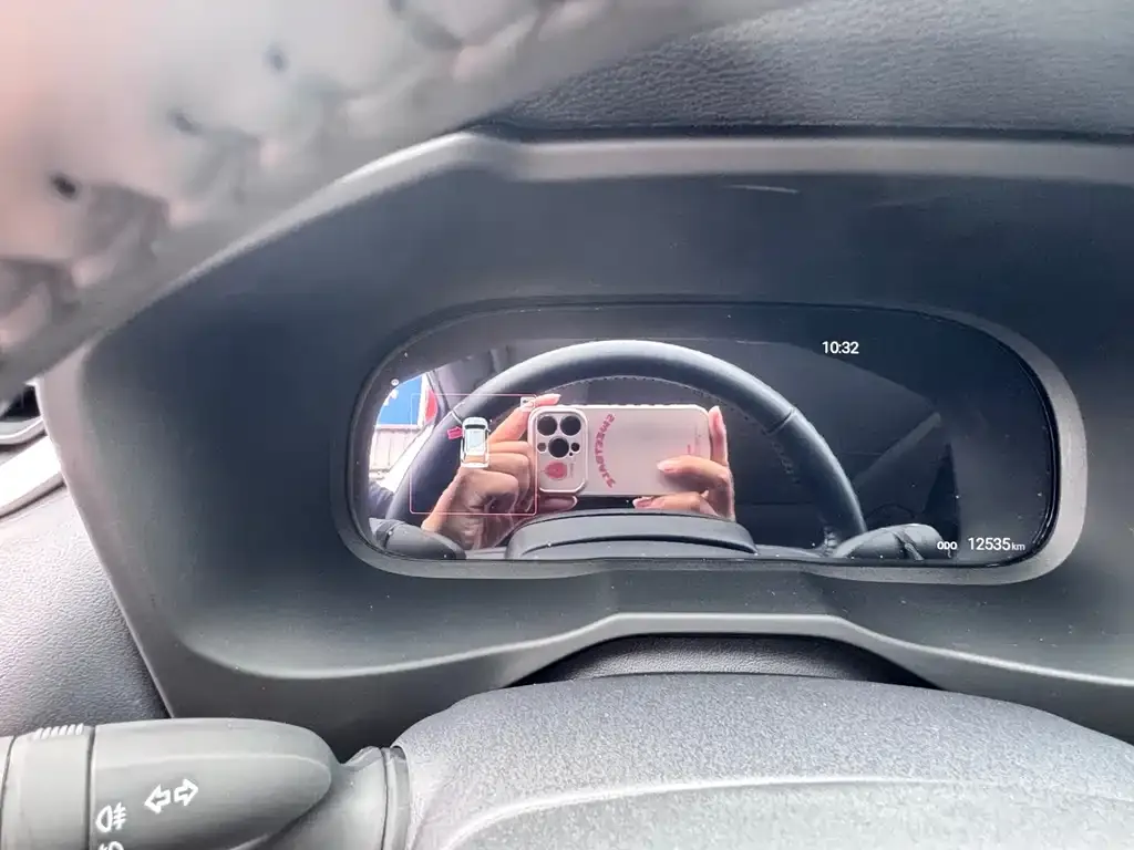 Toyota RAV4 — фото 2