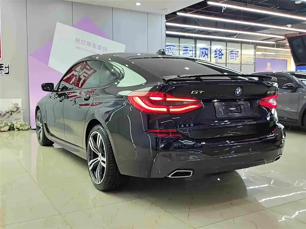 BMW 6 Series GT — фото 10