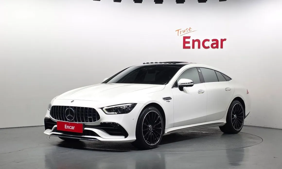 Mercedes-Benz AMG GT — фото 1