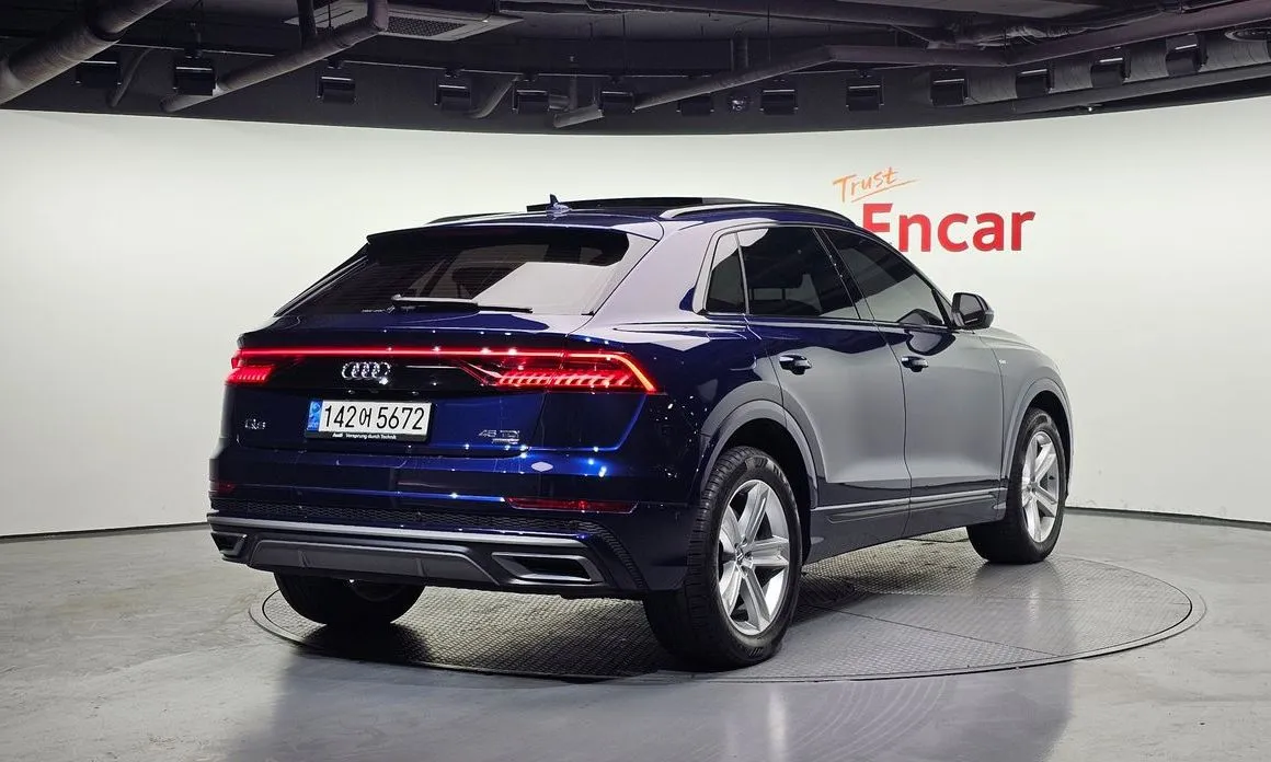 Audi Q8 — фото 3