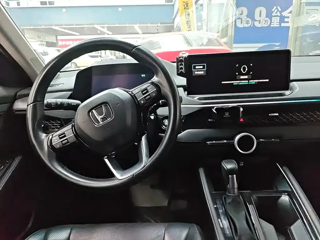 Honda Accord — фото 8