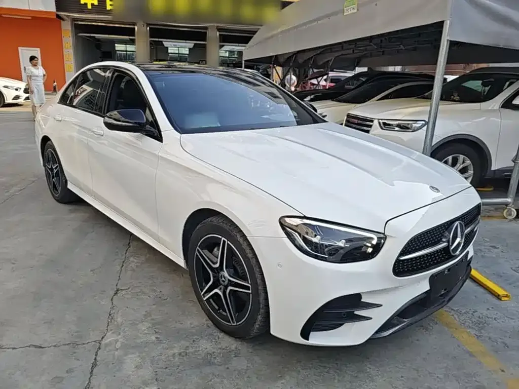 Mercedes-Benz E-Class (Import) — фото 2
