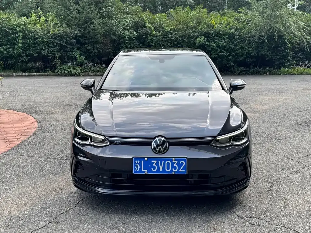 Volkswagen Golf — фото 8