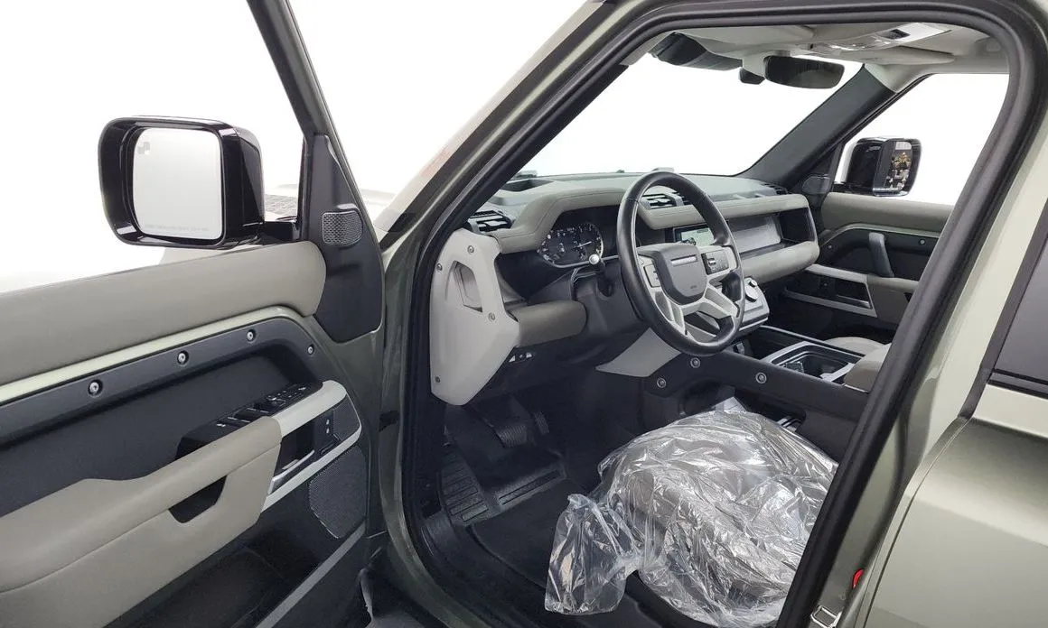 Land Rover Defender — фото 9