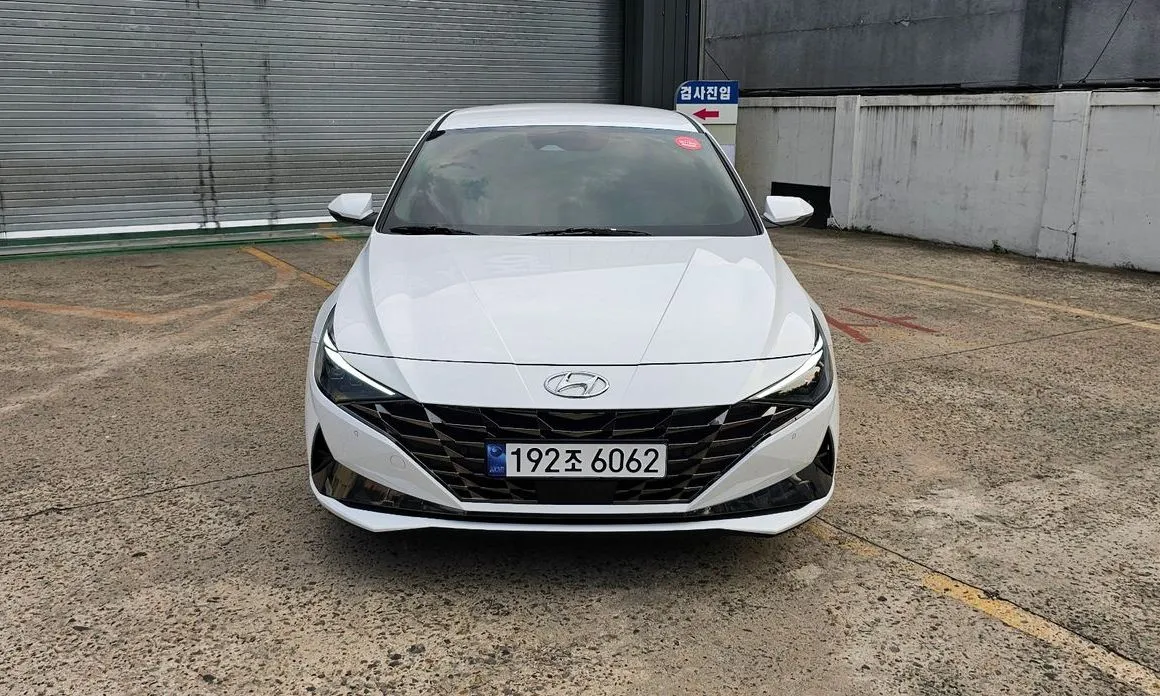 Hyundai AVANTE — фото 3