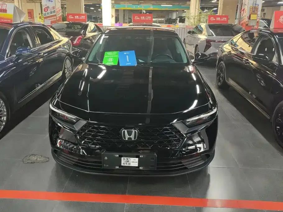 Honda Accord — фото 8