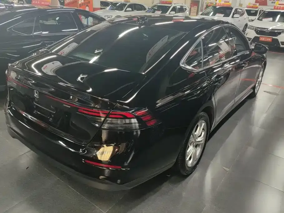 Honda Accord — фото 5