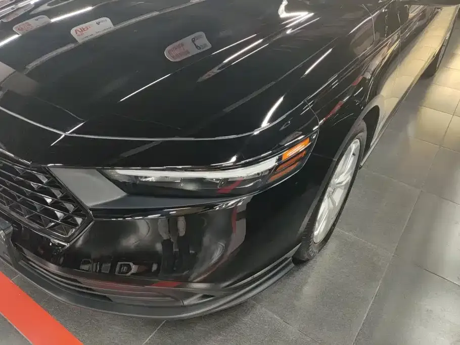 Honda Accord — фото 10
