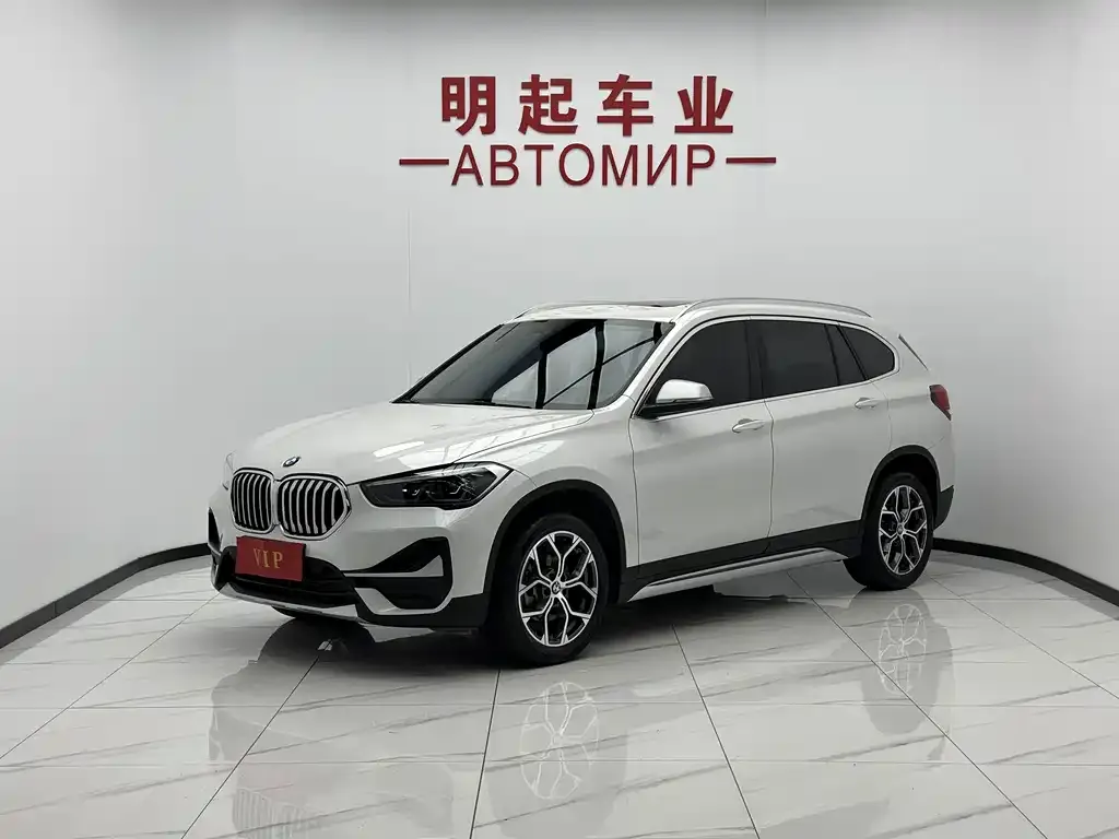BMW X1 — фото 1
