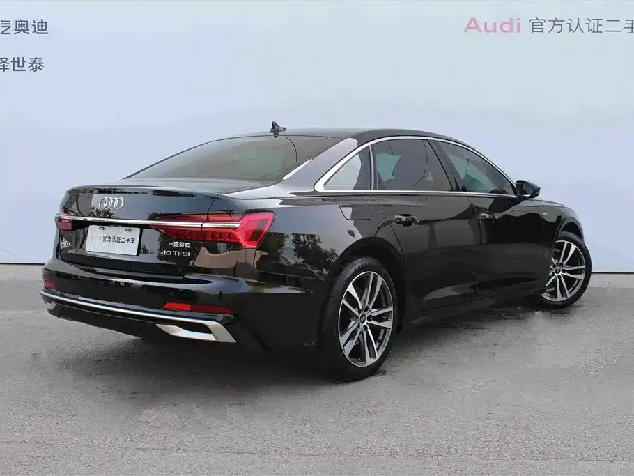 Audi A6L — фото 9