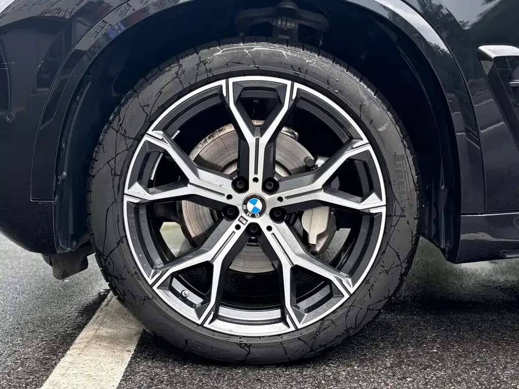 BMW X5 — фото 3