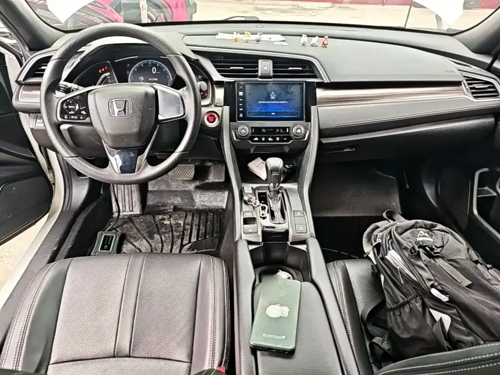 Honda Civic — фото 9