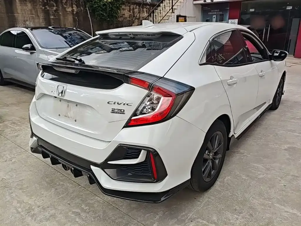 Honda Civic — фото 7