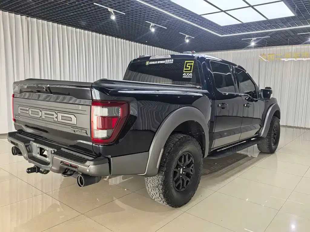 Ford F-150 Raptor — фото 7