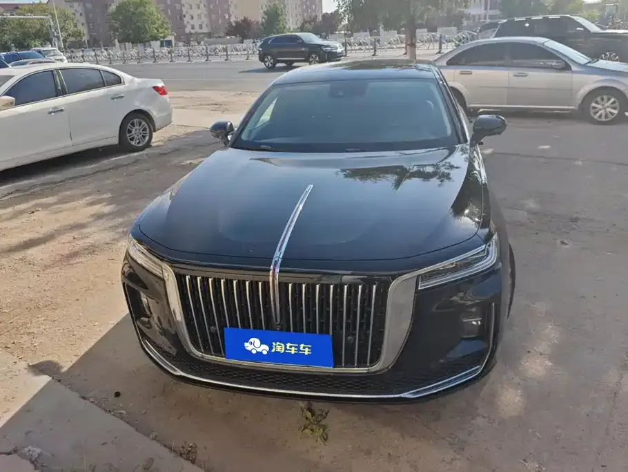 Hongqi H9 — фото 2