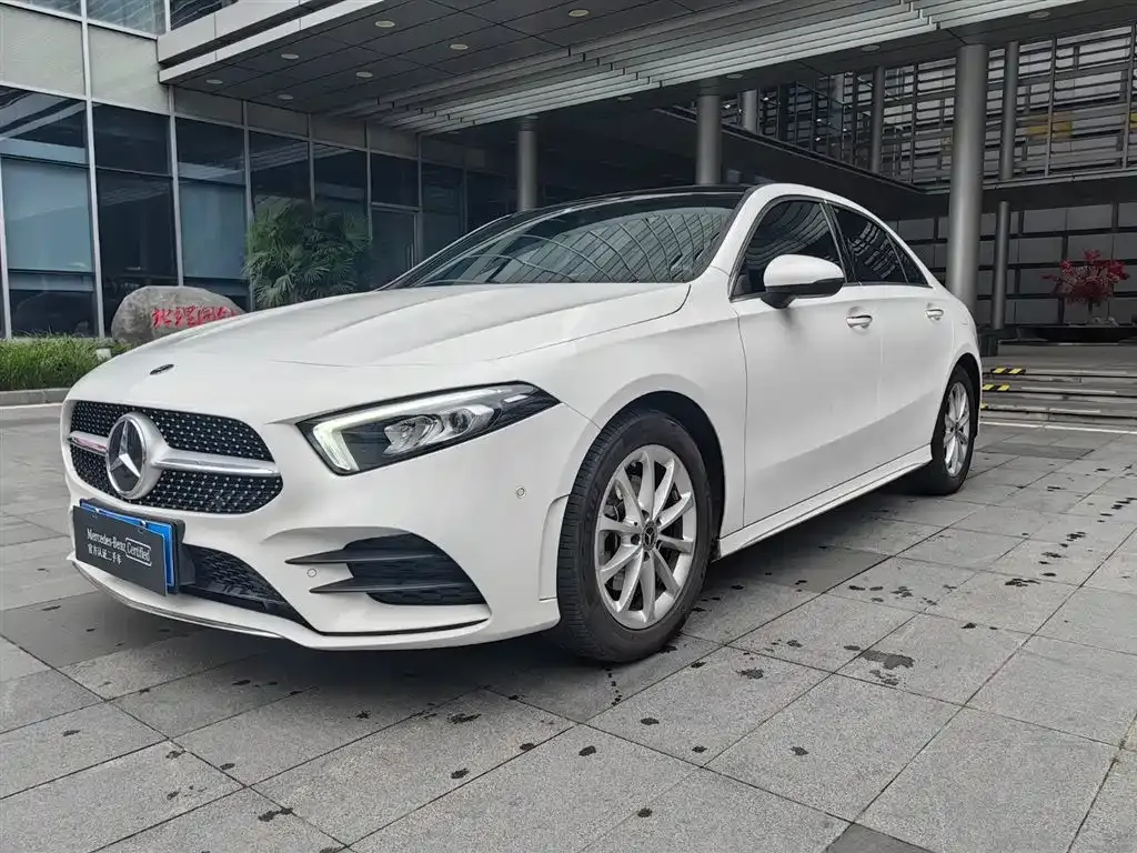 Mercedes-Benz A-Class — фото 1