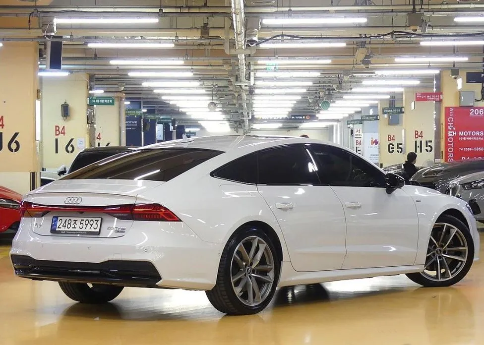 Audi A7 — фото 4