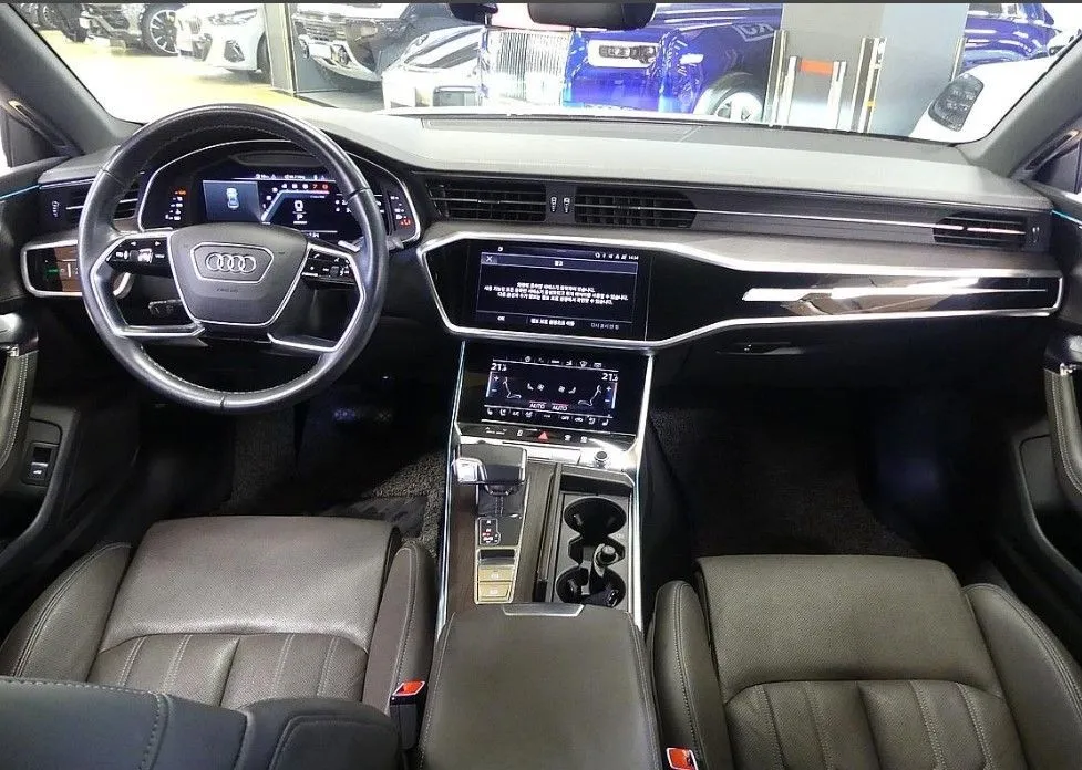 Audi A7 — фото 9