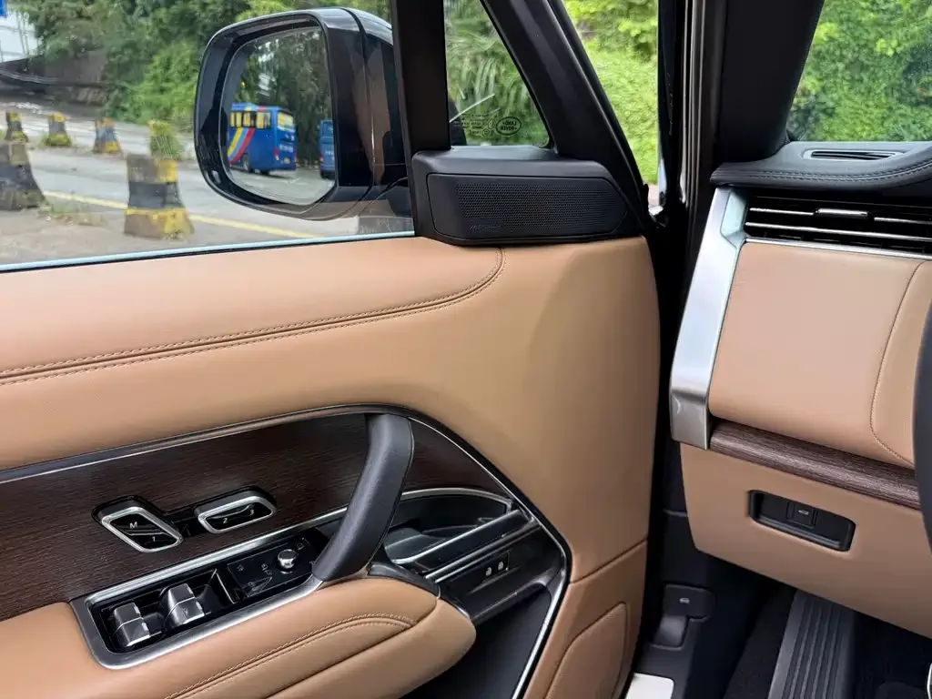 Land Rover Range Rover — фото 10