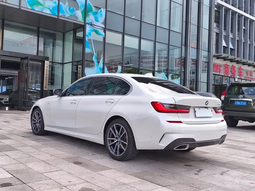 BMW 3 Series — фото 10