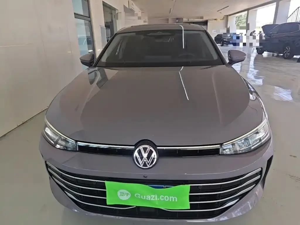 Volkswagen Passat — фото 4
