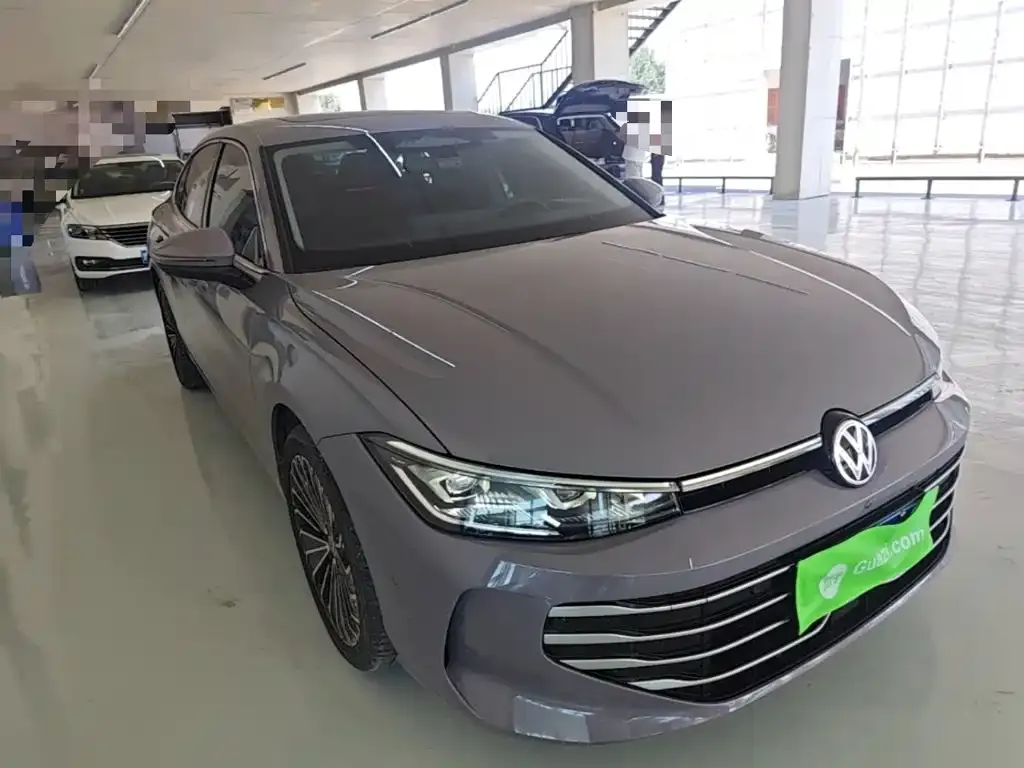 Volkswagen Passat — фото 8