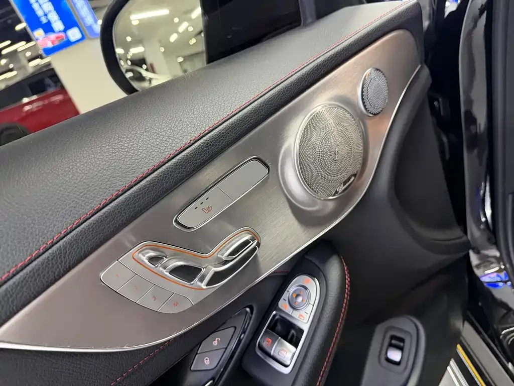 Mercedes-Benz C-Class AMG — фото 9