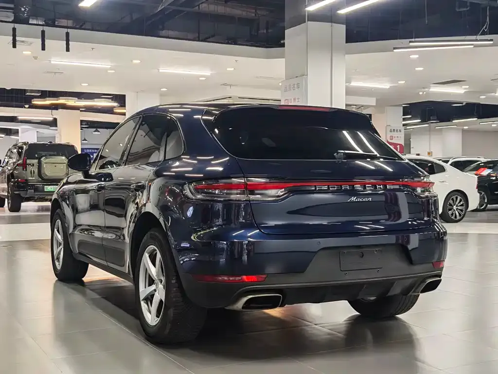 Porsche Macan — фото 6