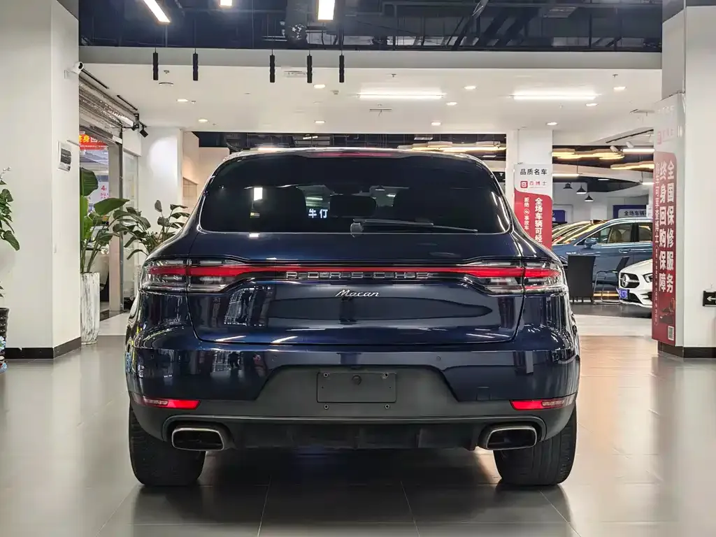 Porsche Macan — фото 10